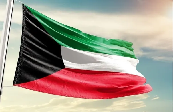 الكويت تعلن تصدي قواتها المسلحة لهجمات صاروخية وطائرات مسيرة انطلقت من الأراضي الإيرانية باتجاه حدودها