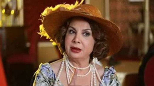 الفنان مباح للجميع.. رد ناري من فادية عبد الغني بعد مشاجرتها مع مواطن.. خاص
