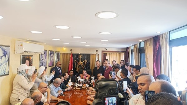 أول تحرك قانوني من مصطفى كامل بعد واقعة فيديو الشرقية المسرب