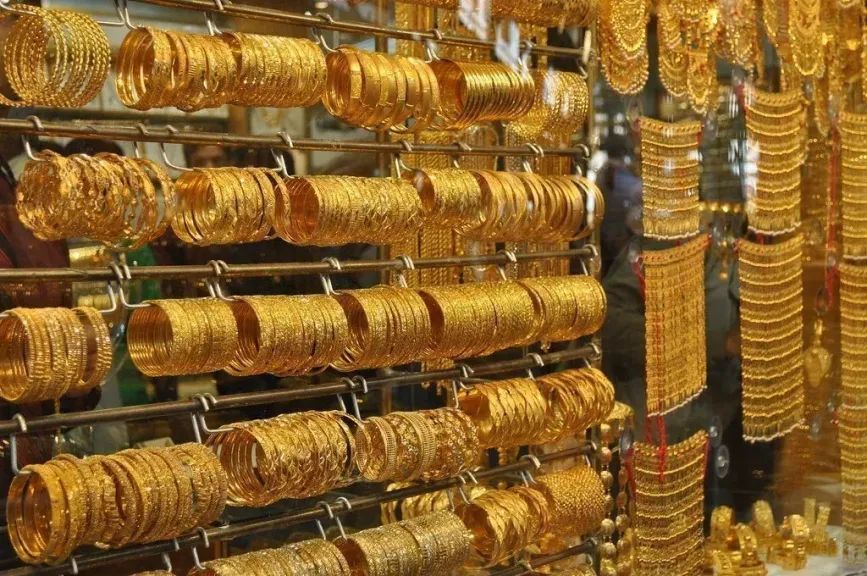 تراجع طفيف يسيطر على الصاغة.. أسعار الذهب والجنيه الذهب في مصر اليوم الخميس