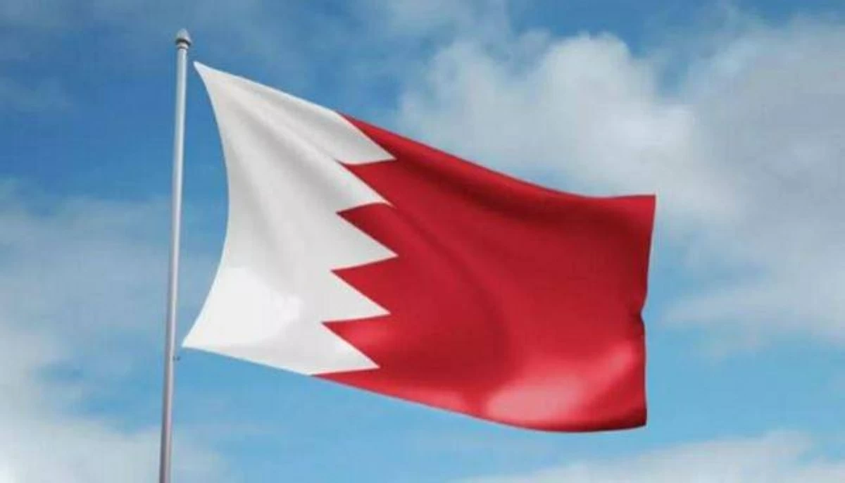 البحرين تعلن اعتراض وتدمير صواريخ ومسيرات إيرانية استهدفت مدنيين