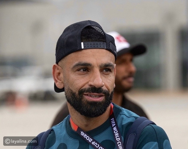 لقطات مؤثرة تجمع محمد صلاح ببنات الفنان عامر منيب عقب استقبال المنتخب المصري