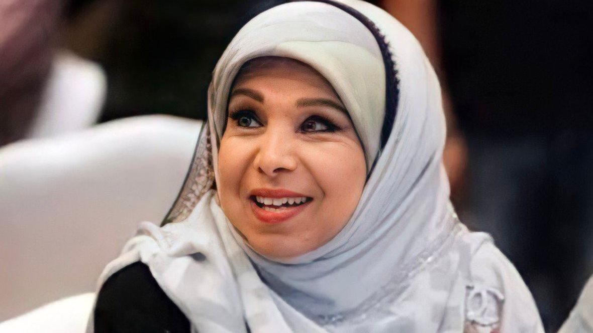 في عيد ميلادها.. قصة خطوبة مديحة حمدي من الزعيم عادل إمام
