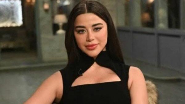 يارا السكري تحتفل بذكرى 30 يونيو: مصر ستظل دائمًا في أمان وسلام