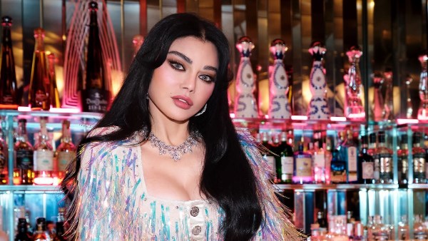 هيفاء وهبي تتألق في الأردن بحفل جماهيري كامل العدد ضمن جولتها الغنائية.. وتشعل الأجواء بـ«بدنا نروق» و«شو المطلوب»