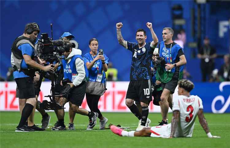 موعد مباراة إسبانيا والأرجنتين في نهائي كأس العالم والقنوات الناقلة والتشكيل المتوقع للفريقين