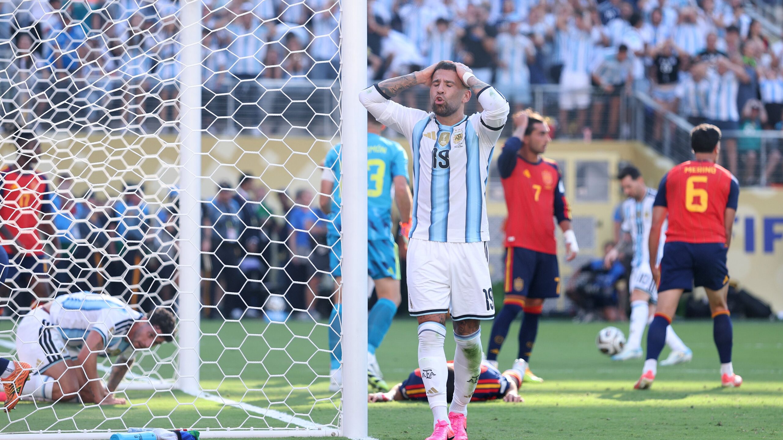 أوتاميندي يهاجم رودري بكلمات قاسية في نهائي كأس العالم