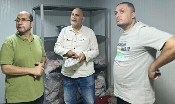 ضربة موجعة لمافيا اللحوم بضبط طن لحوم ودواجن فاسدة داخل ثلاجة غير مرخصة بالعبور الجديدة