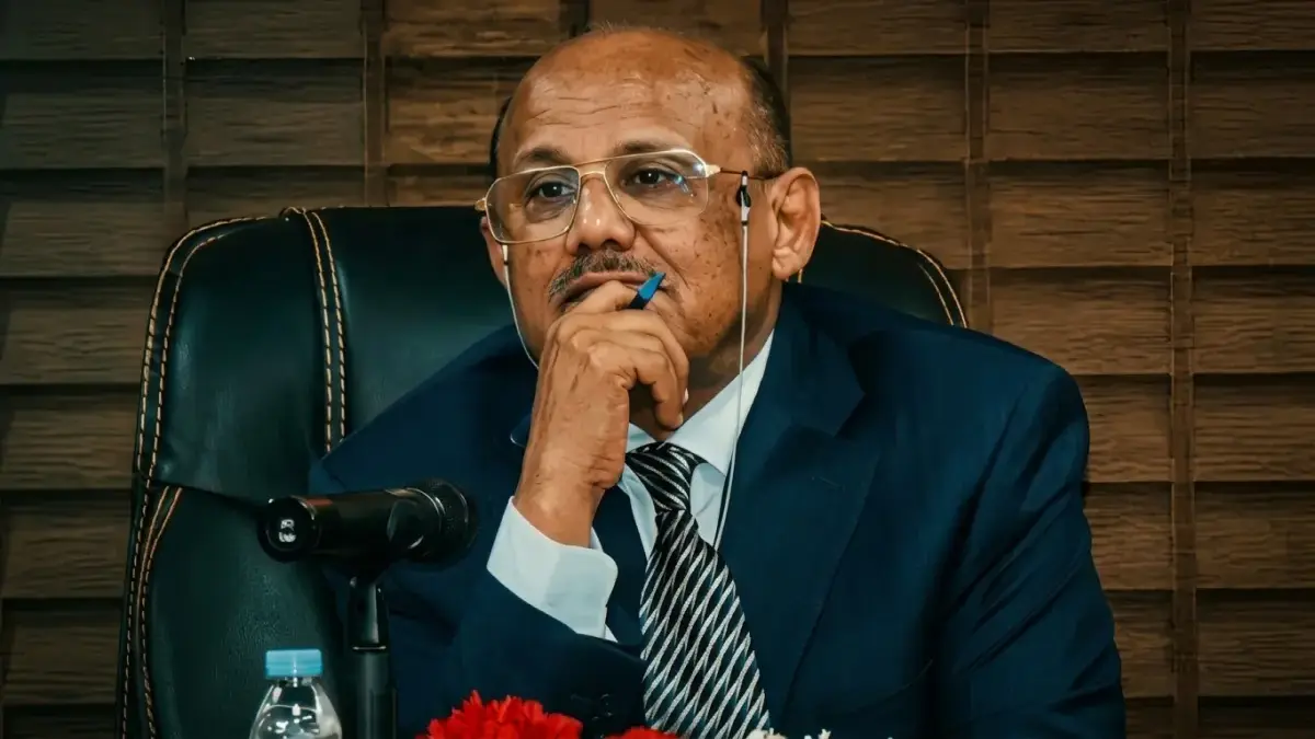 محافظ البنك المركزي يكشف خفايا صعود رجال الأعمال اليمنيين كأبرز المستثمرين في السوق المصري