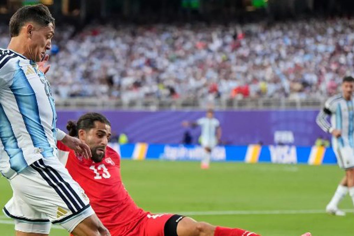الأرجنتين تهزم سويسرا بثلاثية وتتأهل إلى نصف نهائي مونديال 2026