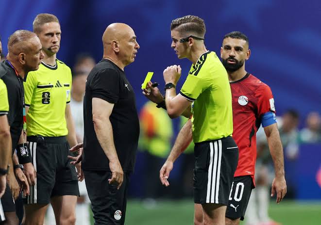 الاتحاد المصري يطالب “فيفا” بالتحقيق مع حكم مواجهة الأرجنتين بعد وداع المونديال