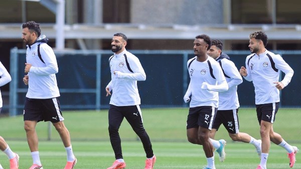 محمد بن راشد يهنئ مصر بعد التأهل التاريخي إلى دور الـ16 بكأس العالم