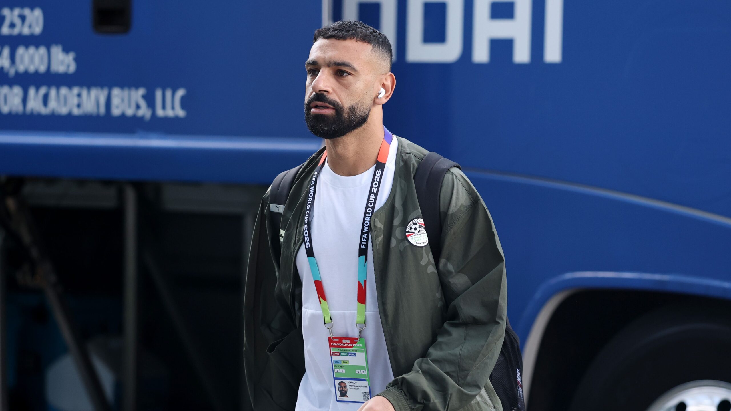 “حداد على بعض العرب”.. تغريدة قوية من رامي عباس وكيل محمد صلاح بعد وداع المونديال