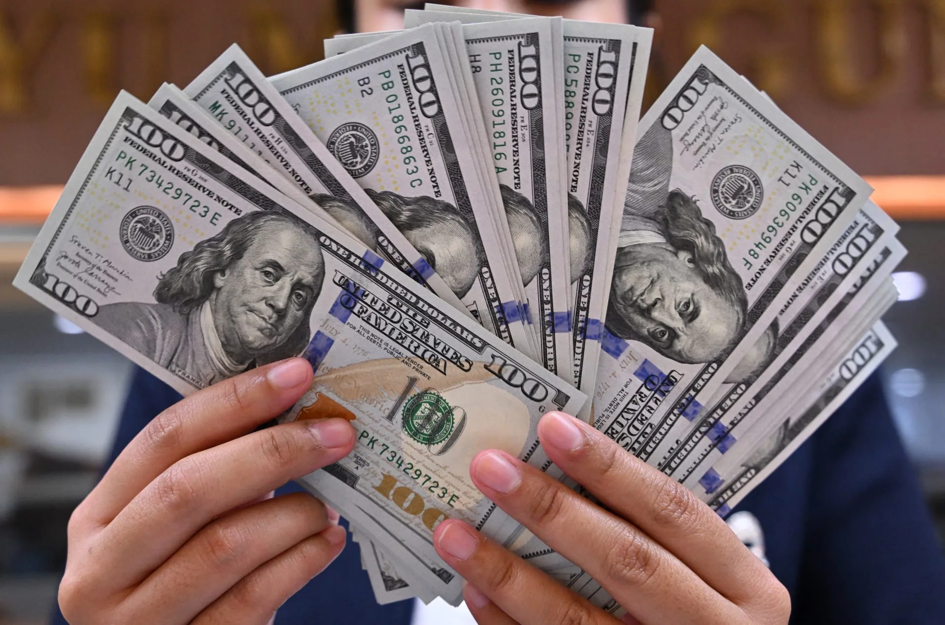 تحديث لحظي لأسعار العملات اليوم في بنك فيصل الإسلامي ومتابعة شاملة لسعر الدولار واليورو الآن