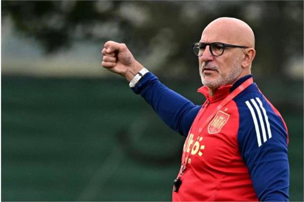 دي لا فوينتي: مواجهة البرتغال كانت نهائيًا مبكرًا.. والبدلاء سر تأهل إسبانيا