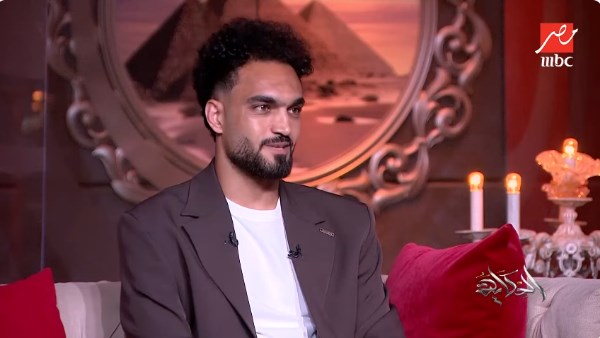 “كنت رايح الساحل وحسام حسن غيّر حياتي”.. مصطفى زيكو يروي كواليس انضمامه للمنتخب