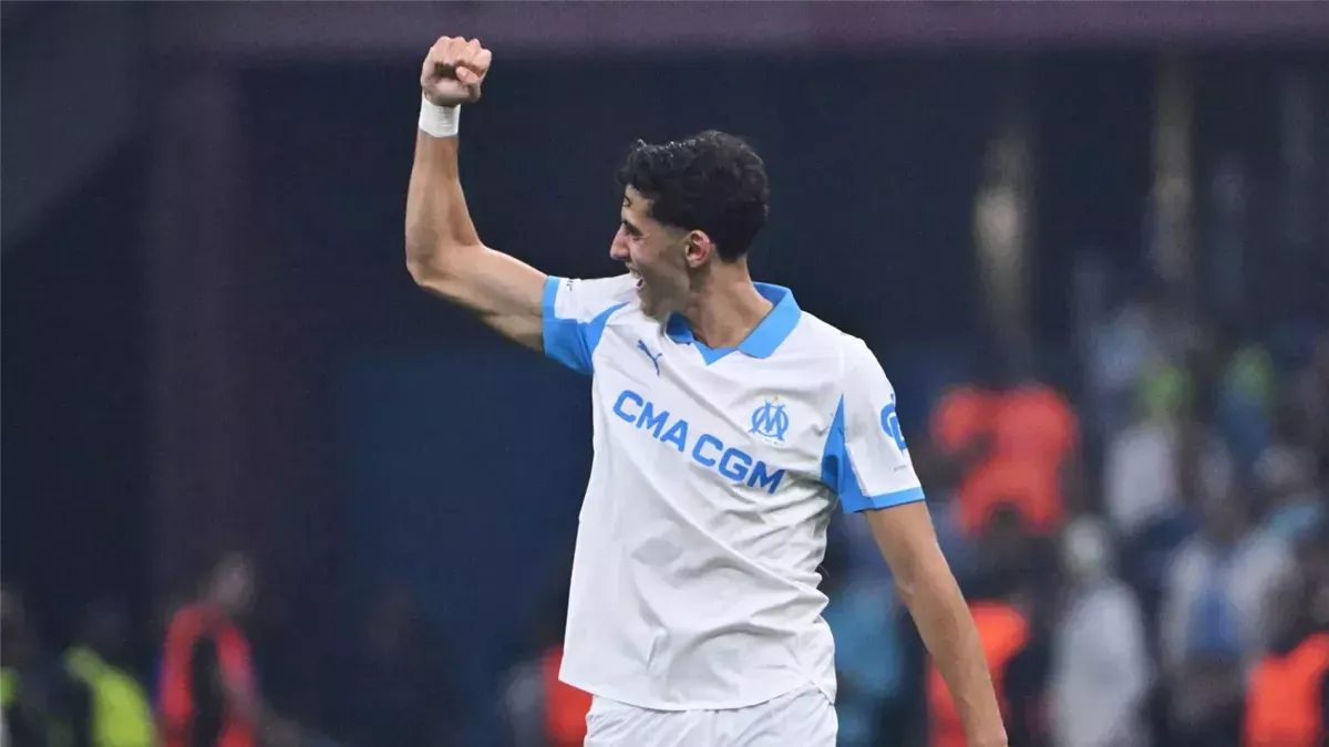 صراع ناري بين الاتحاد وريال سوسيداد لضم نايف أكرد ومارسيليا يحسم مطالبه النهائية لإتمام الصفقة