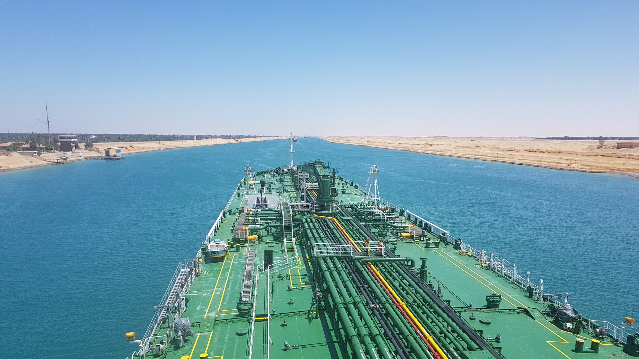 أزمة هرمز ترفع عدد ناقلات النفط العابرة لقناة السويس بنسبة 22.3% خلال الربع الثاني
