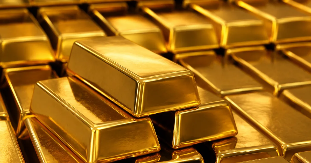 ارتفاع الدولار يُثر الهبوط في أسعار الذهب إلى مستوى 4600 دولار