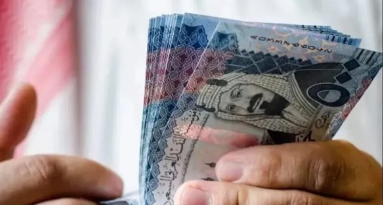 الريال السعودي بـ13.41جنيهًا.. أسعار العملات اليوم الجمعة أغسطس 2026