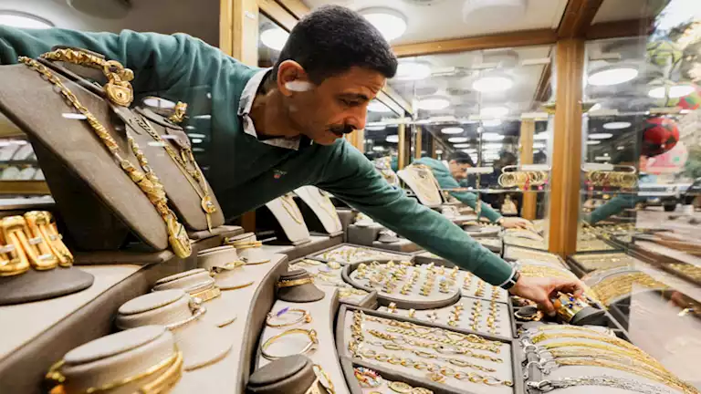 انخفاض سعر الذهب اليوم في مصر خلال تعاملات منتصف يوم 14 أغسطس 2026 بالأسواق المحلية