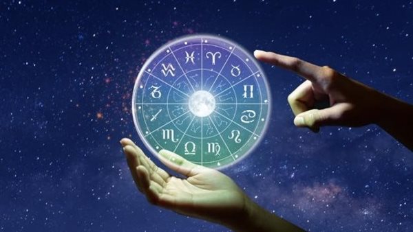 ماذا تخبئ لك النجوم الإثنين 3 أغسطس 2026 على الصعيد المهني والعاطفي والصحي
توقعات الأبراج ليوم الإثنين 3 أغسطس 2026 في الصحة والعمل والحب
حظك اليوم الإثنين 3 أغسطس 2026 وتوقعات الأبراج مفصلة صحياً ومهنياً وعاطفياً