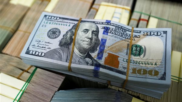 تفاصيل صرف معاشات المصريين بالخارج بالدولار ومزايا التغطية التأمينية الجديدة