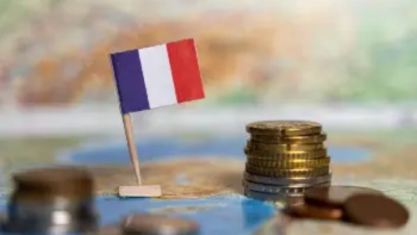 صدمة اقتصادية تهز فرنسا بعد تسجيل نمو صفري في الربع الثاني من عام 2026