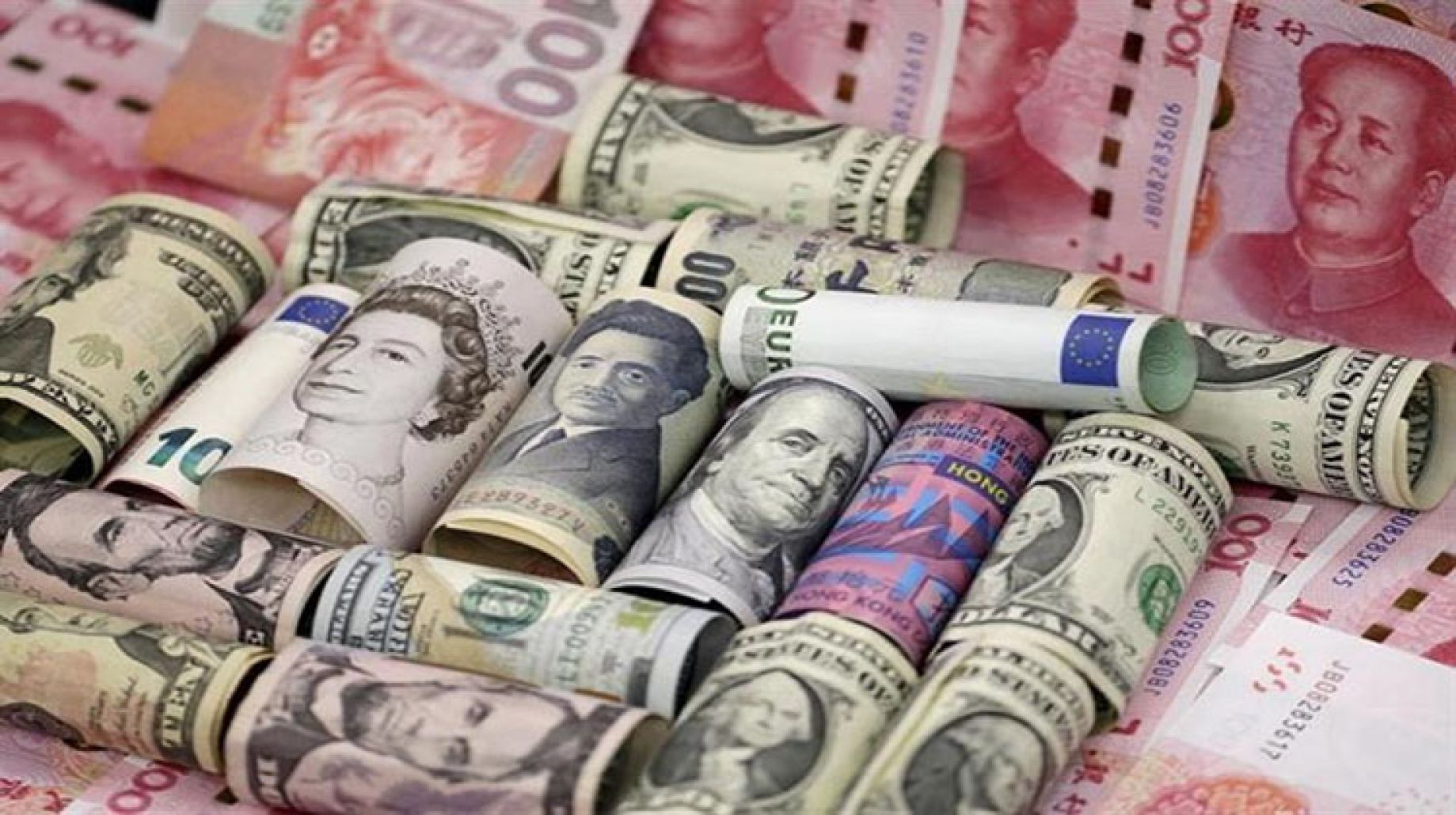 بكام سعر الدولار اليوم 6أغسطس2026 بعد اخر انخفاض واعرف قيمة العملات الأجنبية والعربية أمام الجنيه المصري