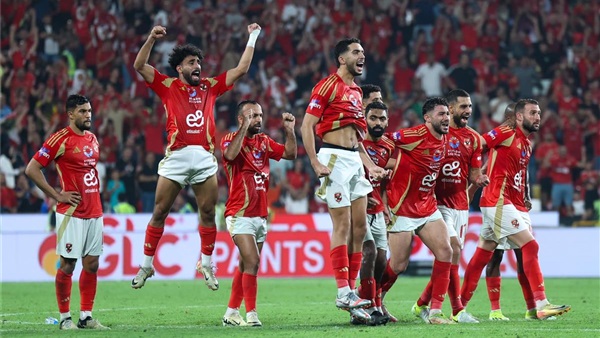 القنوات الناقلة لمباراة الأهلي وبرشلونة التاريخية وطرق مشاهدتها