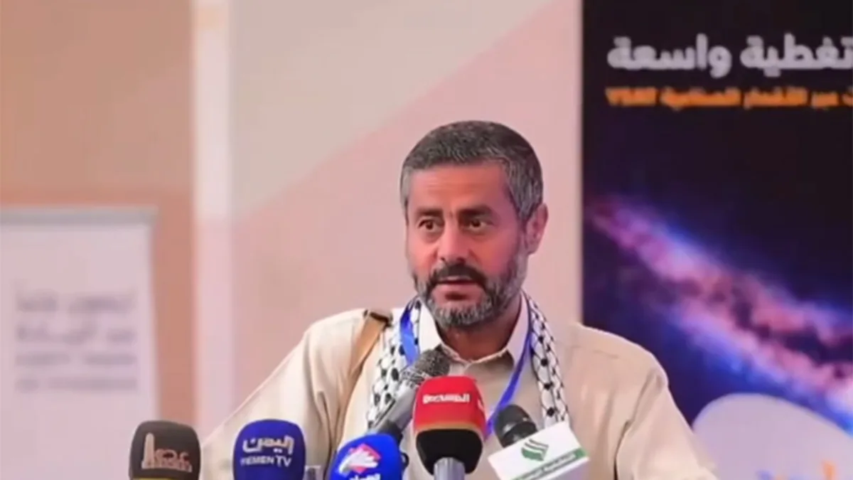 محافظ ذمار يطلق شركة غير ربحية لتطوير أول نموذج ذكاء اصطناعي يمني
محافظ ذمار يؤسس شركة غير ربحية لابتكار نموذج ذكاء اصطناعي بهوية يمنية
مبادرة تقنية رائدة لمحافظ ذمار بتأسيس شركة غير ربحية لبناء ذكاء اصطناعي يمني