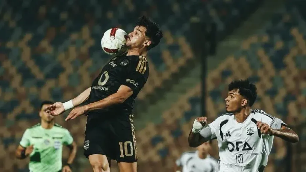 الأهلي يتجاوز زد بثنائية ويواصل سلسلة انتصاراته في الدوري المصري