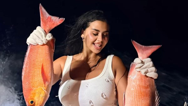 منة عرفة تشارك أجواء مميزة من المالديف
