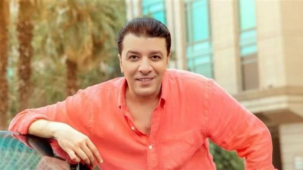 القصة الكاملة لأزمة مصطفى كامل وطارق الشناوي .. خلاف بدأ بـ النشاز وانتهى بمواجهة علنية