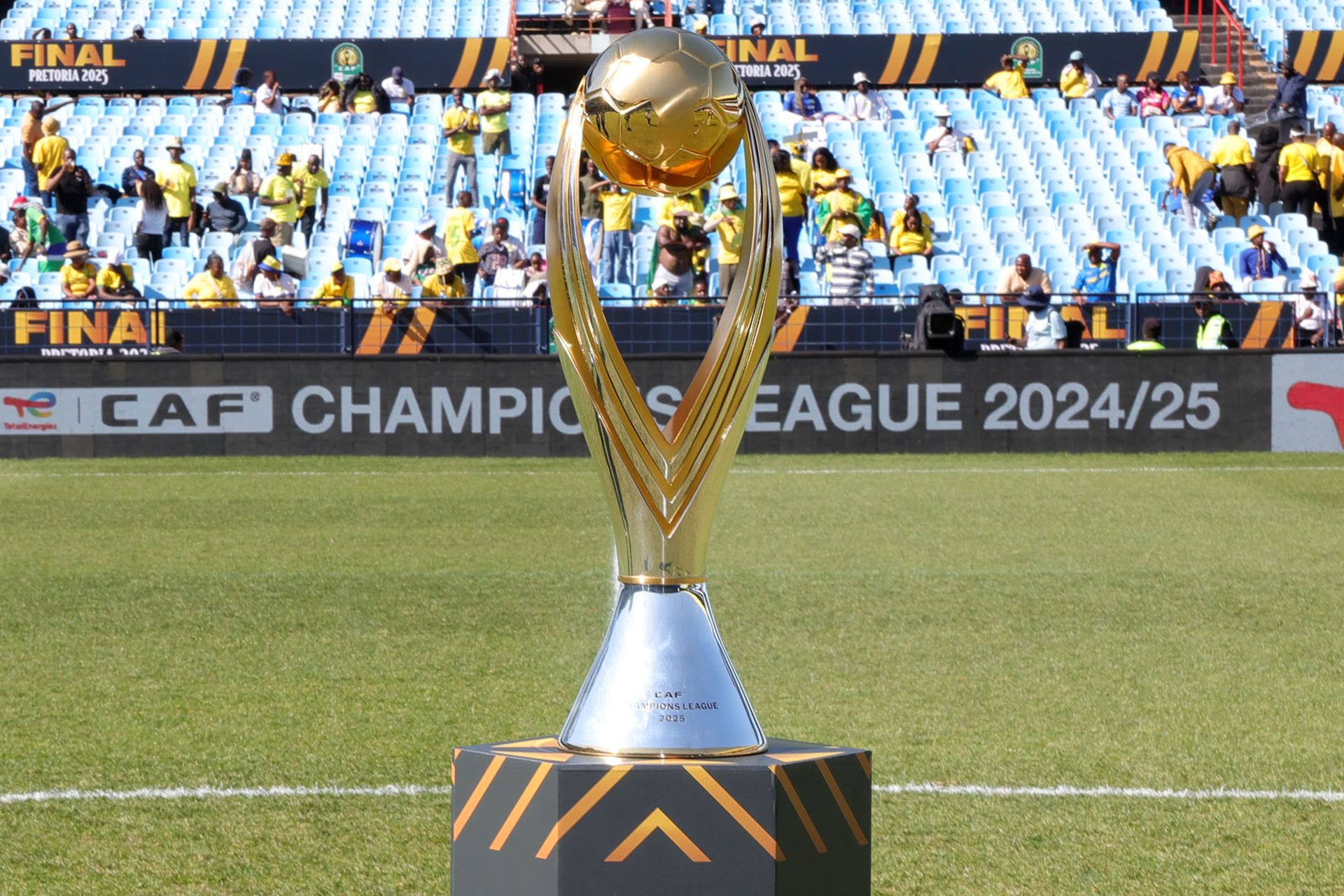 موعد قرعة دوري أبطال أفريقيا وكأس الكونفدرالية والقنوات الناقلة