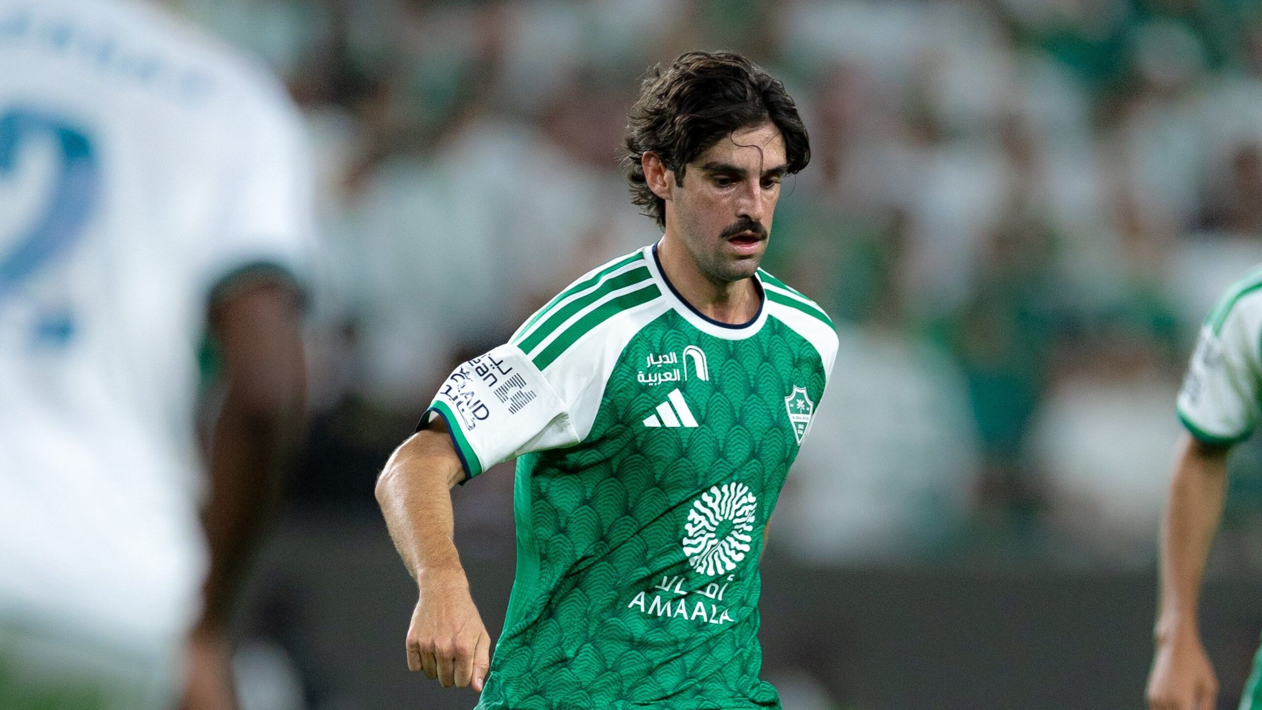 القنوات الناقلة لمباراة الأنوار والأهلي في كأس الملك السعودي وطرق المشاهدة عبر الإنترنت