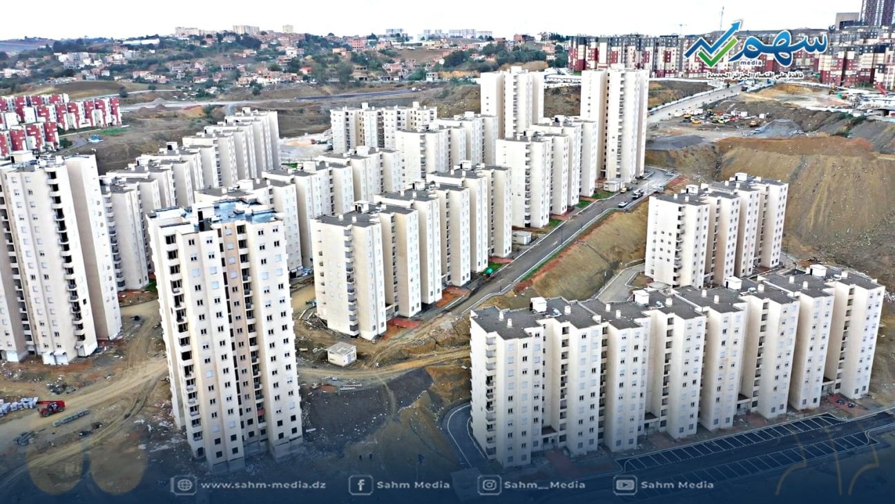 توزيع أول سكنات عدل 3 في الأول من نوفمبر وكشف الولايات والأقطاب العمرانية الجديدة