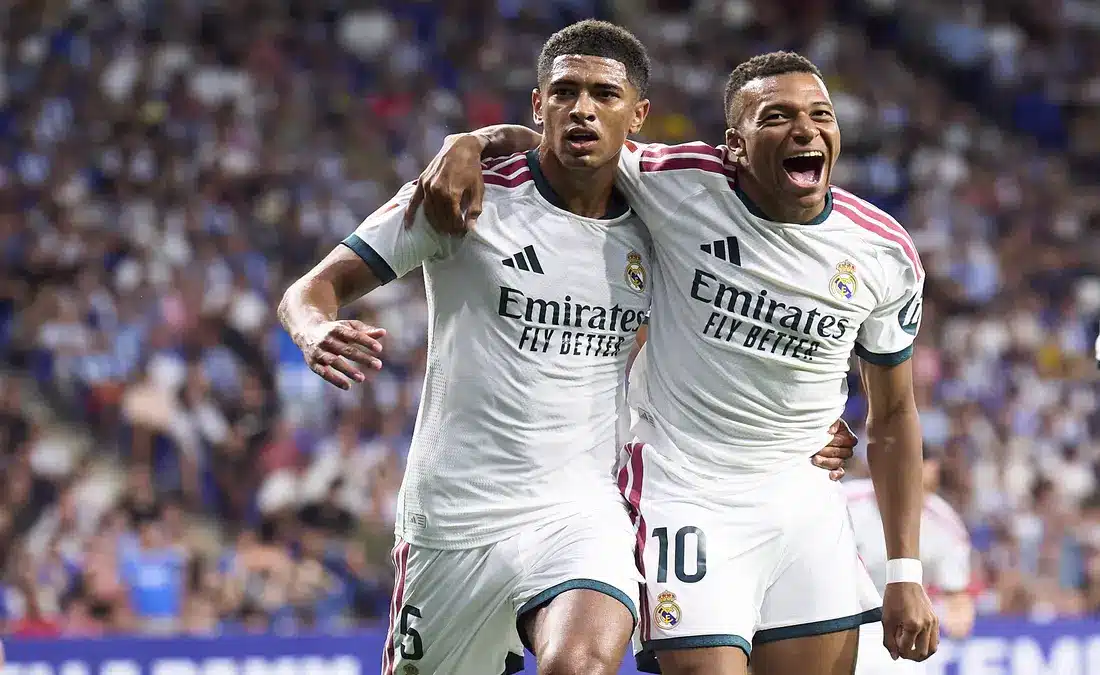 موعد مباراة ريال مدريد وريال سوسيداد والقنوات الناقلة في الدوري الإسباني 2027
تعرف على موعد مباراة ريال مدريد ضد ريال سوسيداد والقنوات الناقلة للدوري الإسباني 2027
توقيت مباراة ريال مدريد وريال سوسيداد والقنوات الناقلة في الليجا 2027