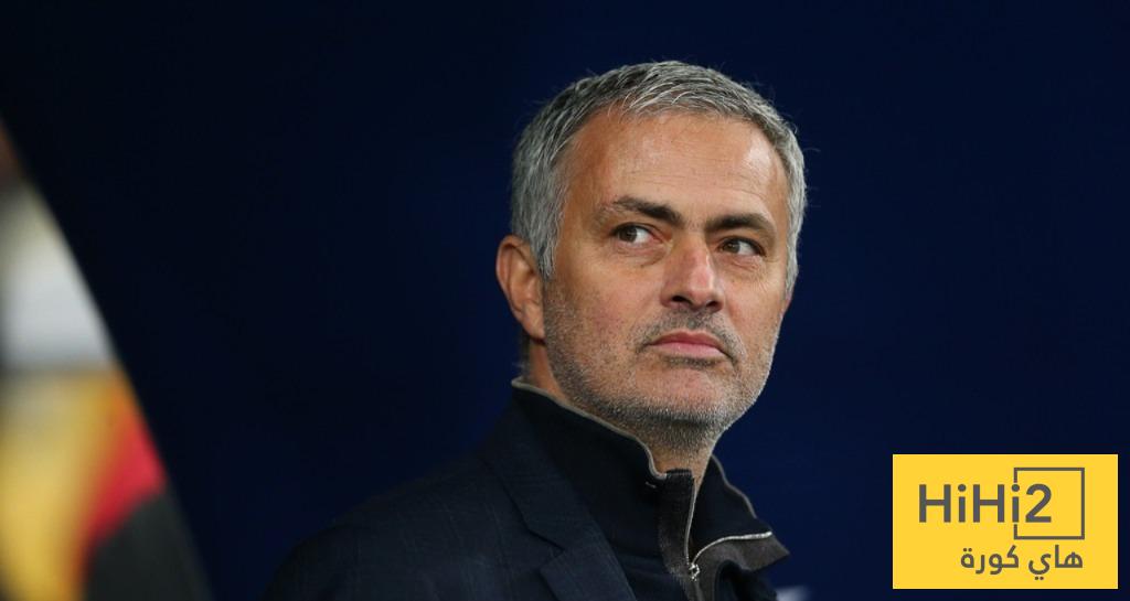 مورينيو يفجر مفاجأة ويضغط على إدارة ريال مدريد لسرعة حسم صفقة مدافع عالمي في الميركاتو