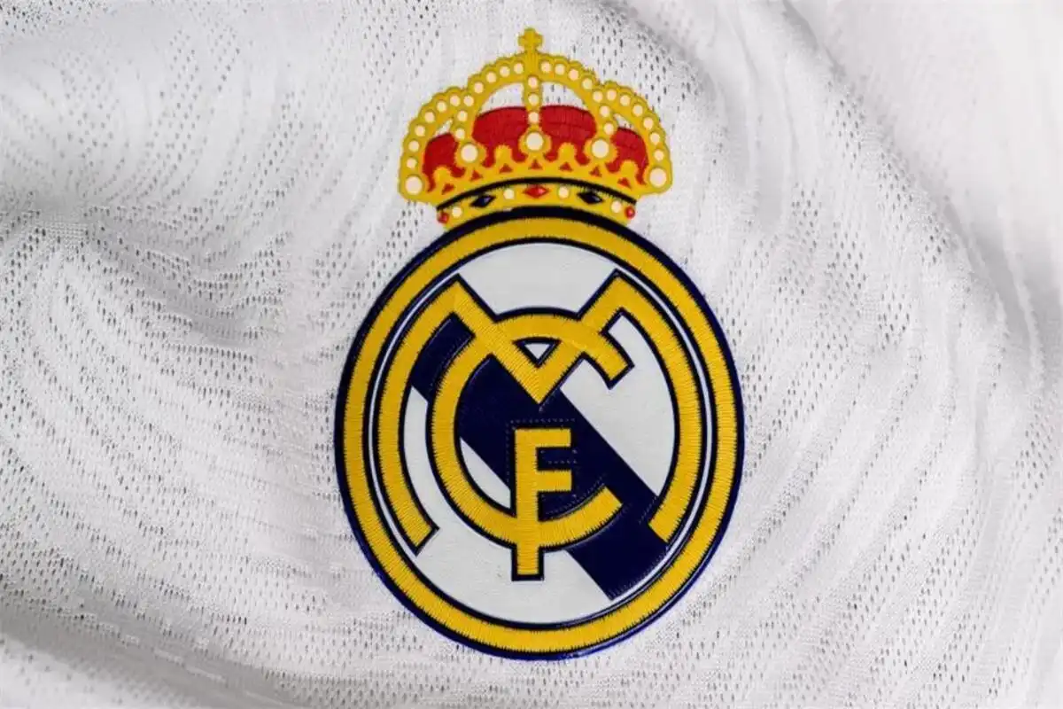 القنوات الناقلة لمباراة ريال مدريد وفيرينتسفاروشي اليوم والتشكيل المتوقع
