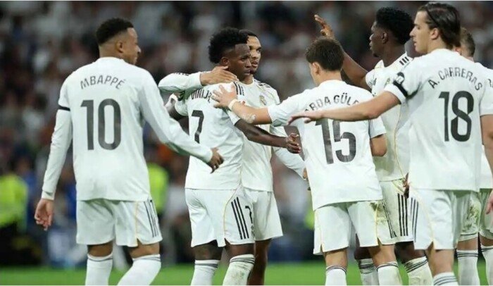 ريال مدريد يعلن رسميا رحيل أحد حراسه مقابل مليون يورو في صفقة مفاجئة هزت أوساط الملكي