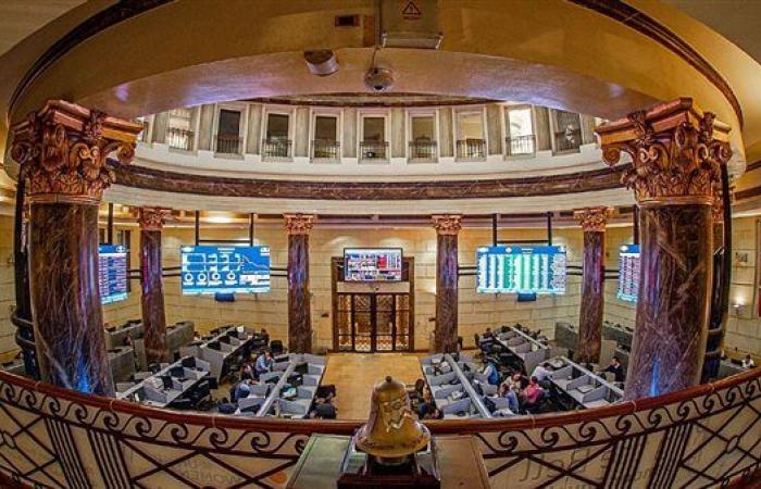 تقلبات أسعار الفراخ والزيوت وخسائر مليارية في البورصة وتمديد برنامج رد الأعباء التصديرية حتى ديسمبر