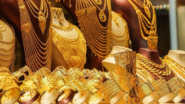 أسعار الذهب في السعودية اليوم عيار 24 عند 556 ريالًا أمام قرارات الفيدرالي