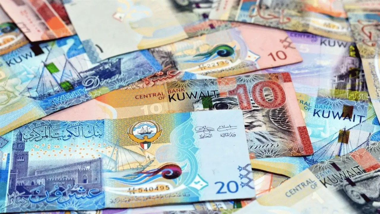 تحركات سعر الدينار الكويتي مقابل الجنيه المصري في تعاملات الجمعة 7 أغسطس